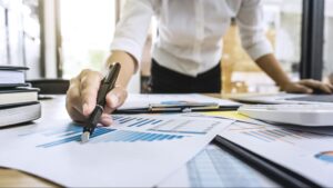 difference-between-bookkeeping-and-accounting